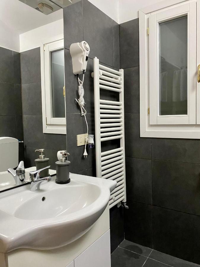 La Dogaressa Guest House Венеция Екстериор снимка
