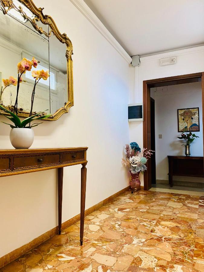 La Dogaressa Guest House Венеция Екстериор снимка
